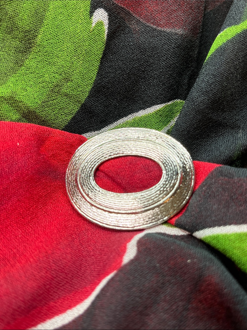 Silver Round Scarf Clip